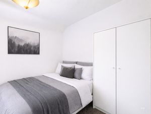 Photo 11- click for photo gallery